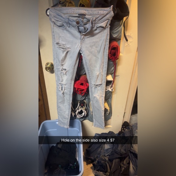 Jeans - Picture 10 of 16